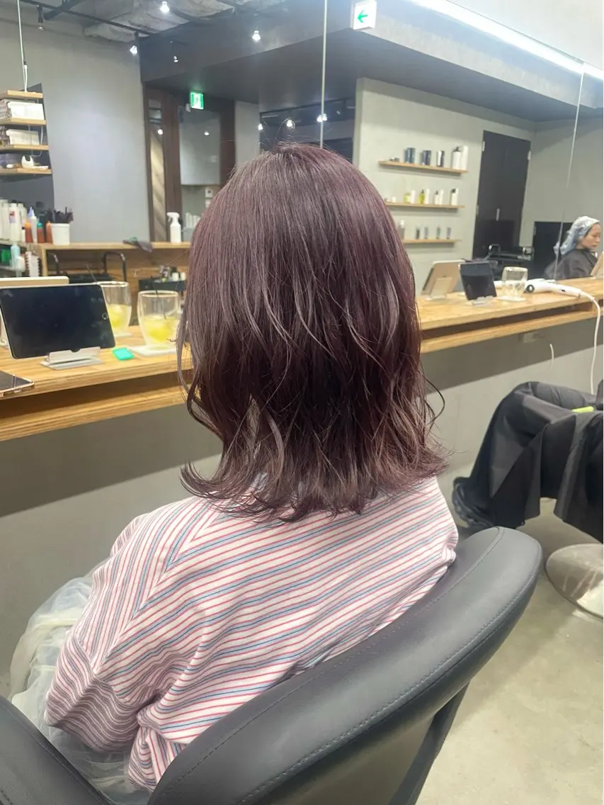 ミディアム カット ヘアカラー トリートメント ひより ／novusのヘアスタイル
