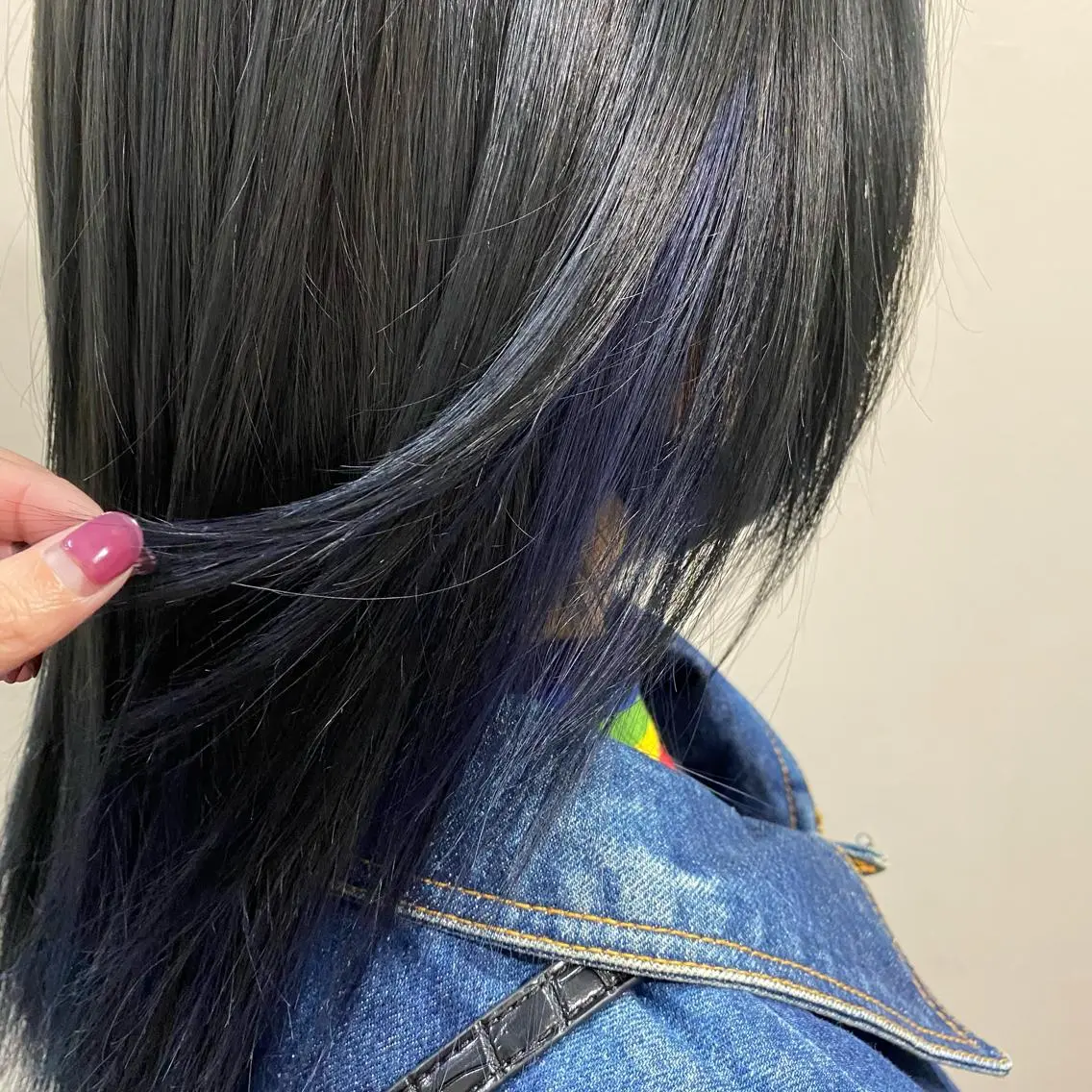 ミディアム カラー ネイビーカラー 清村 和音のヘアスタイル