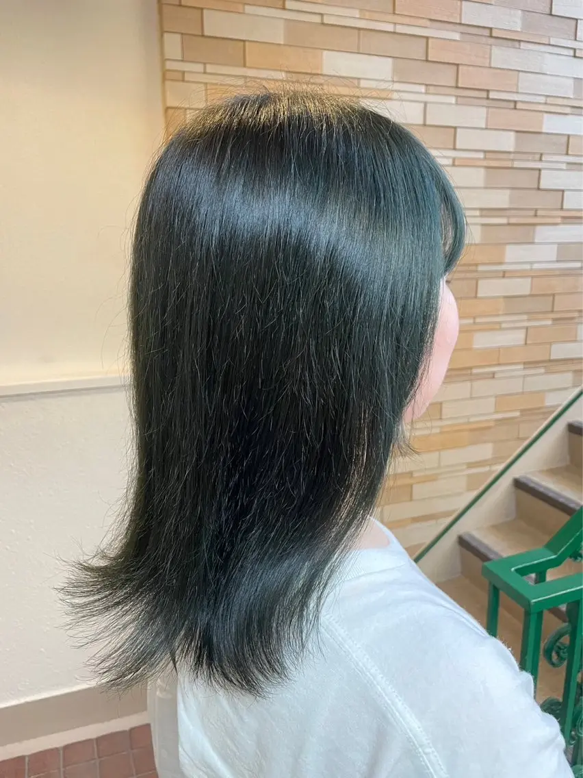 カラー ブリーチ 安樂 優希のヘアスタイル