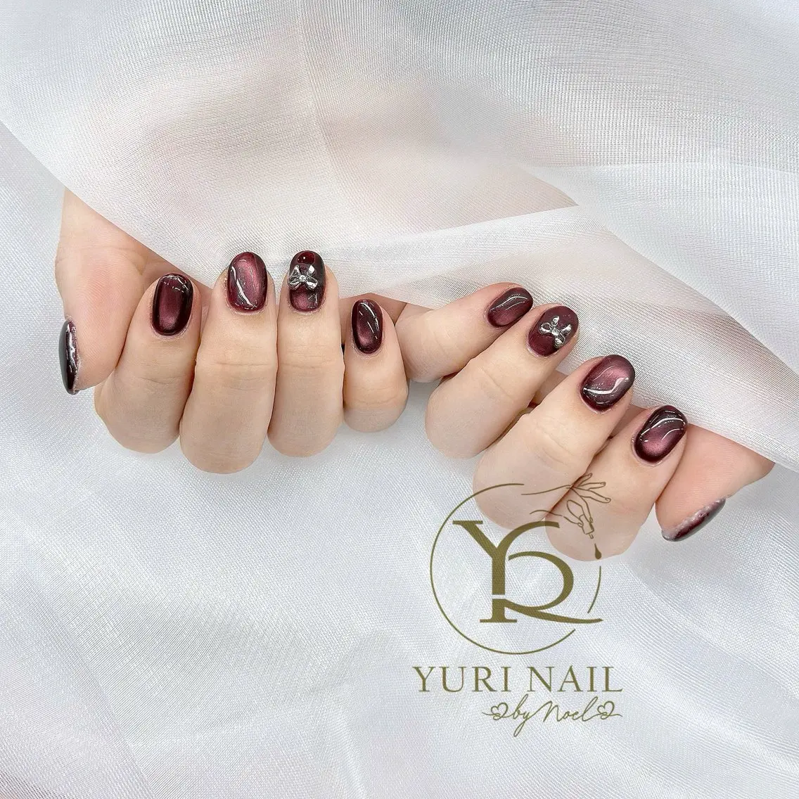 ネイル チークネイル フットネイル フレンチネイル グラデーション キラキラネイル ハンドネイル フットネイル ハンドケア YURI Nail Funabashiのネイルデザイン