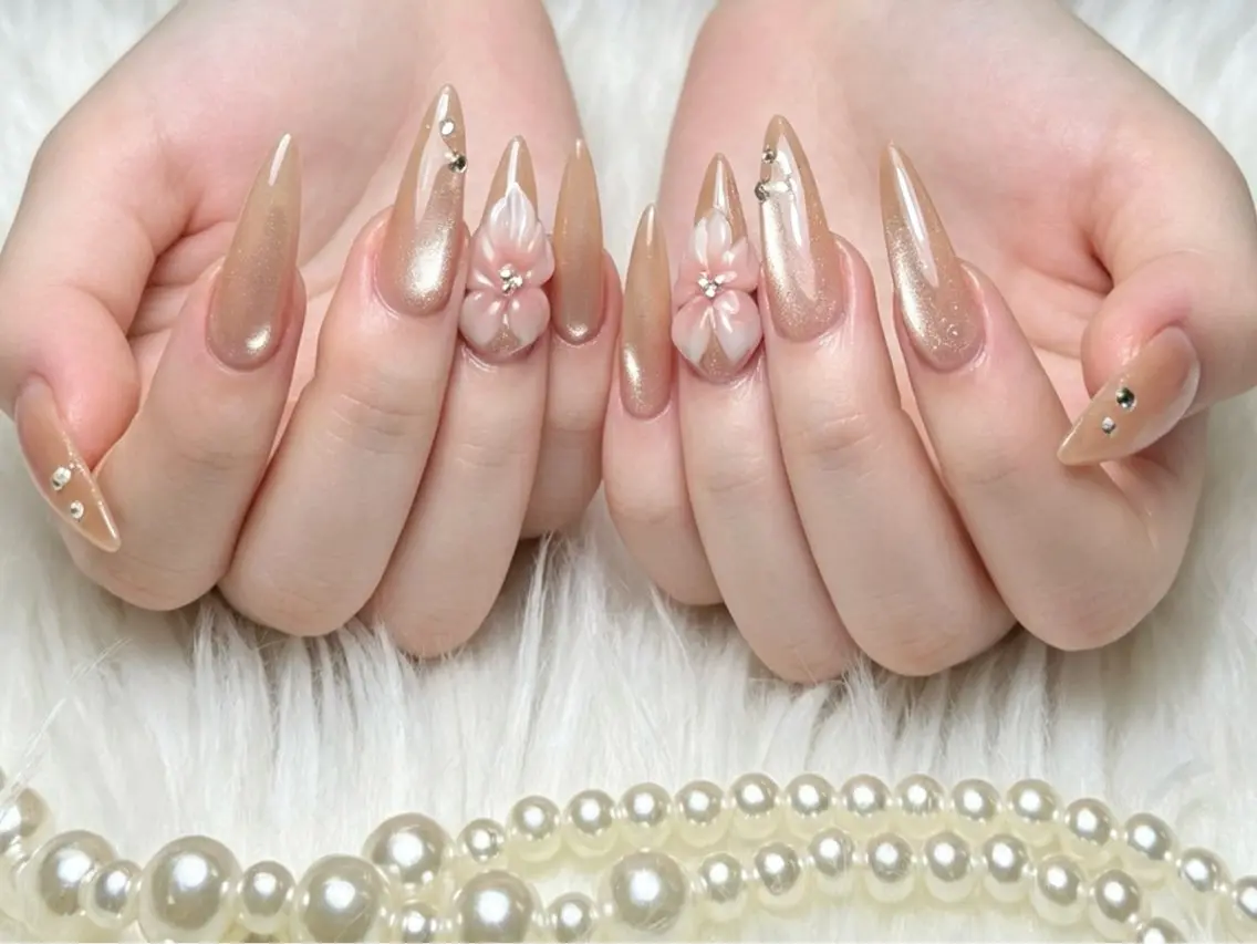 ネイル ジェルネイル 韓国ネイル シンプルネイル 夏ネイル ワンホンネイル ハンドネイル ハンドケア NEM nailstudioのネイルデザイン