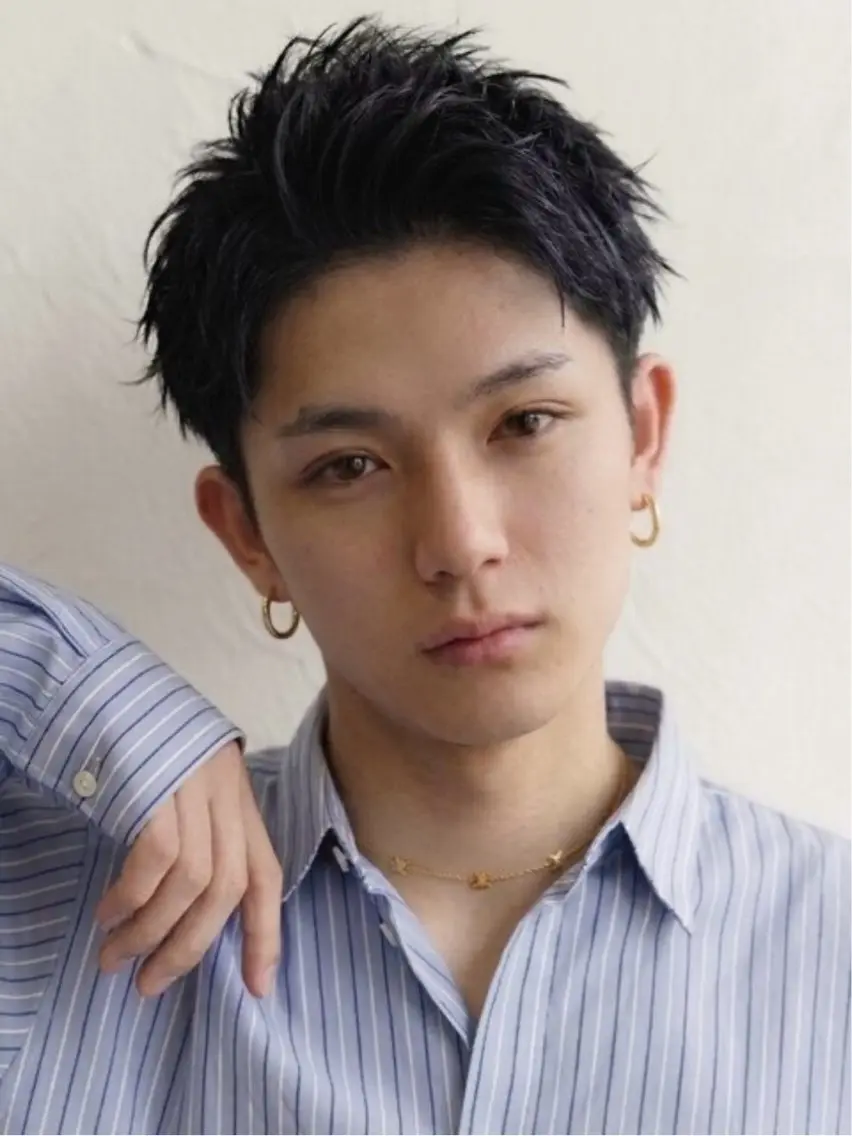 ショート メンズ アップバング 七三 斉藤 雄のヘアスタイル