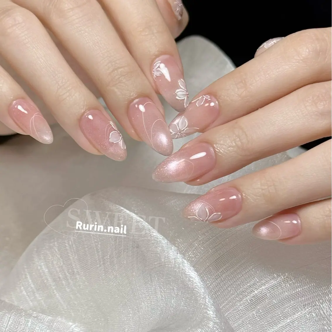 ネイル ハンドネイル ルリン サロン💅のネイルデザイン