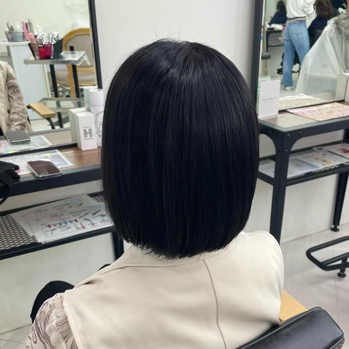 セミロング カラー パーマ ヘアアレンジ メンズ キッズ ネイル マツエク・マツパ アイブロウ mona/ ストレートスタイル✨のヘアスタイル