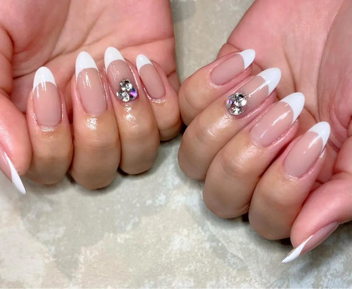 ネイル ストーンネイル ハンドネイル Lino+ ネイル&よもぎ蒸しのネイルデザイン