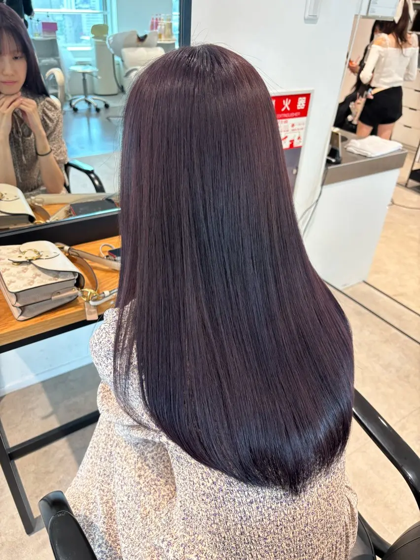 ミディアム ヘアカラー 上品ヘア✖️艶髪 𝑅𝐼𝐾𝑈のヘアスタイル