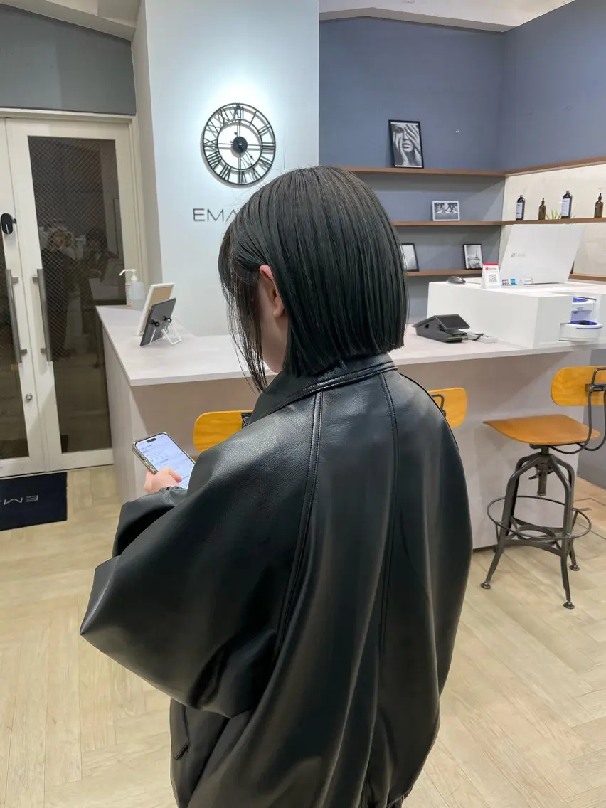 ミディアム akane .のヘアスタイル