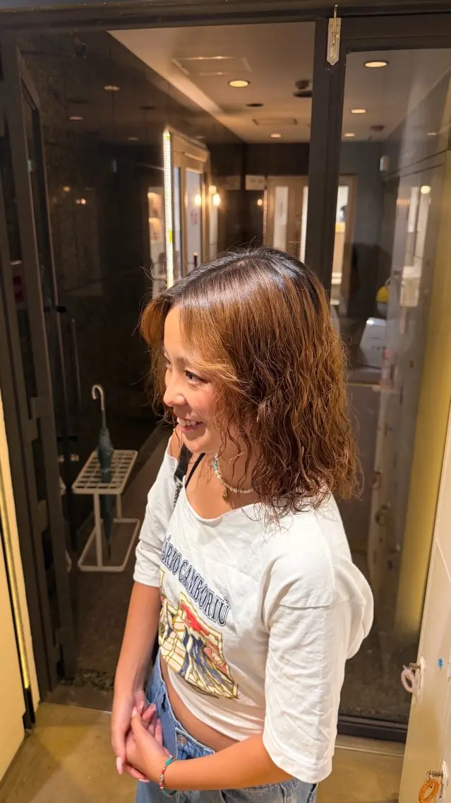 ミディアム パーマ ミディアムパーマ パーマ 手嶋 理仁のヘアスタイル