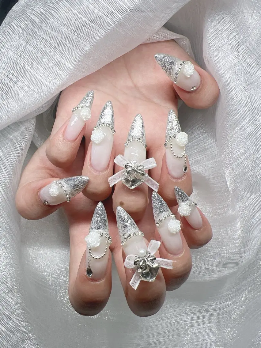 ネイル ハンドネイル Lee Nails チップ長さだし専門店のネイルデザイン