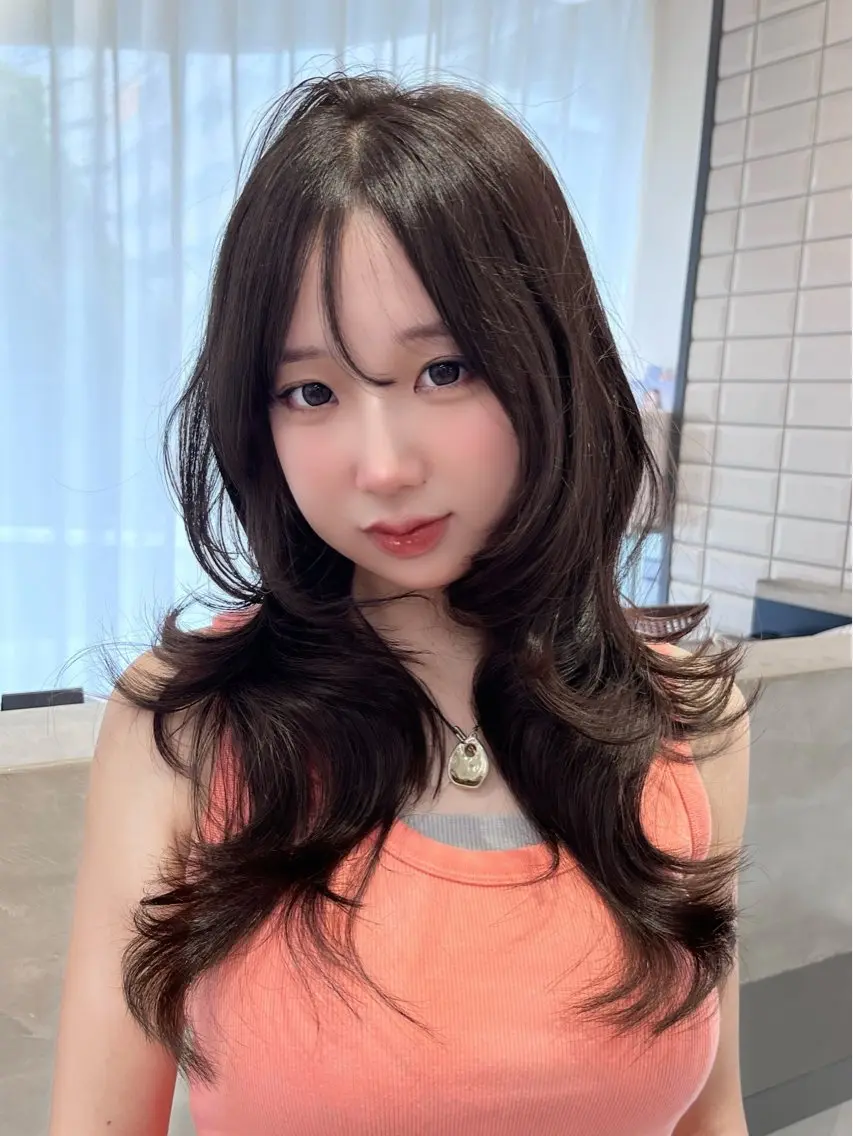 ロング カラー ブラウンカラー 透明感カラー 韓国風ヘア レイヤーカット カット ヘアカラー ひより福岡/韓国ヘア /艶カラー/顔周りのヘアスタイル