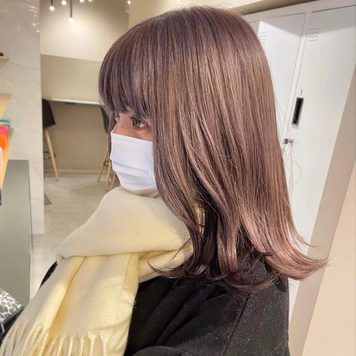 カラー アッシュ ベージュカラー ブリーチ 透明感カラー グレージュ 石山 洸平のヘアスタイル