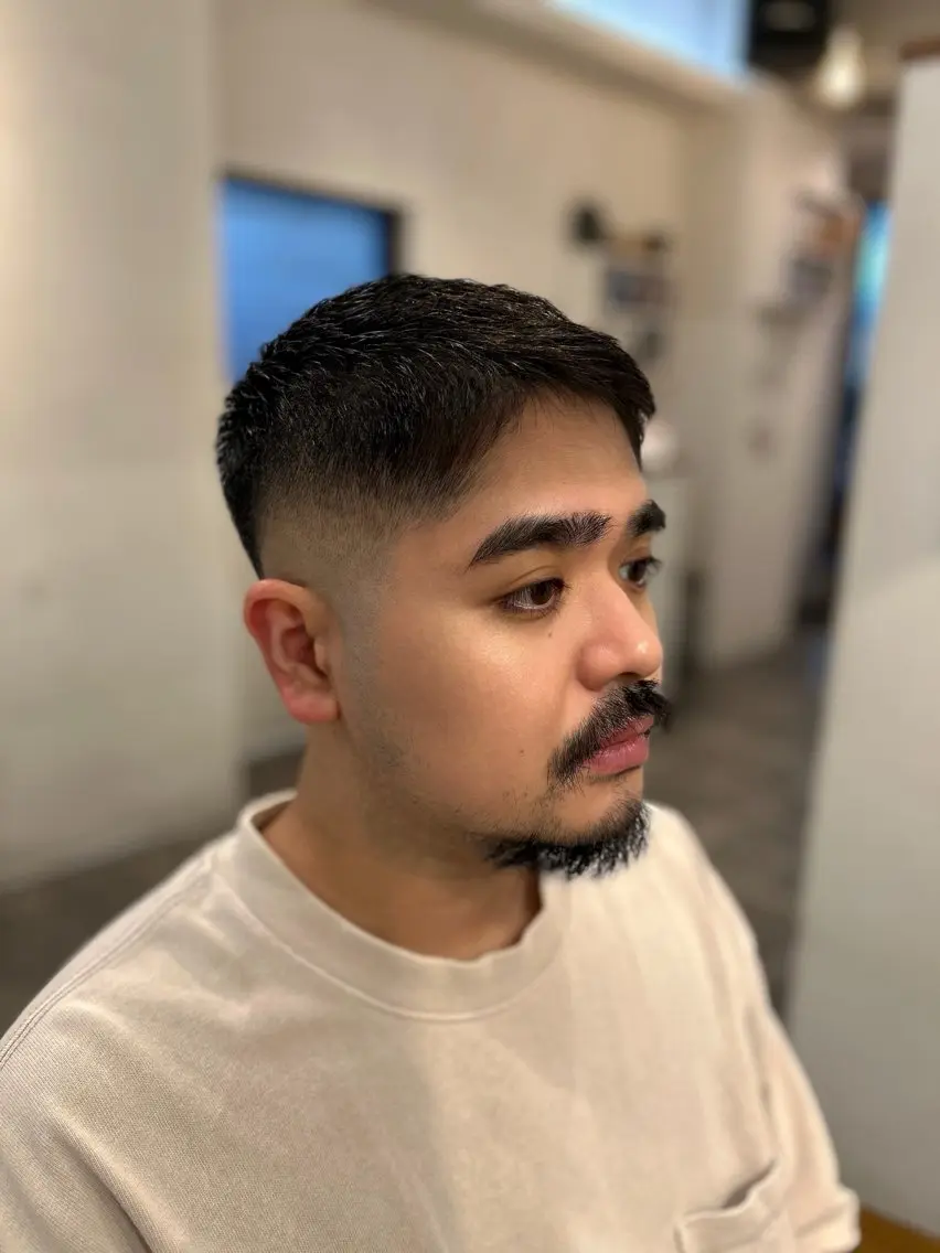 ショート 尭部 佑太のヘアスタイル