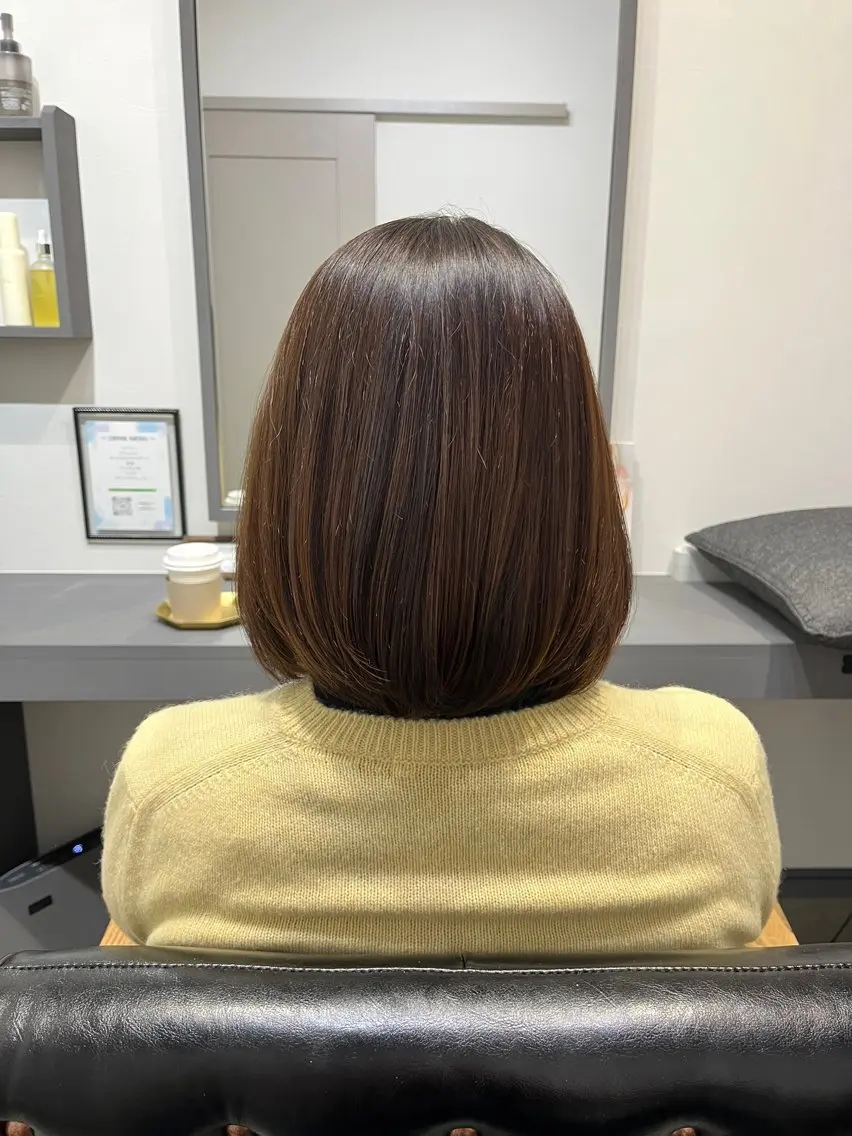 ミディアム カット ヘアカラー 縮毛矯正 西村 花織のヘアスタイル