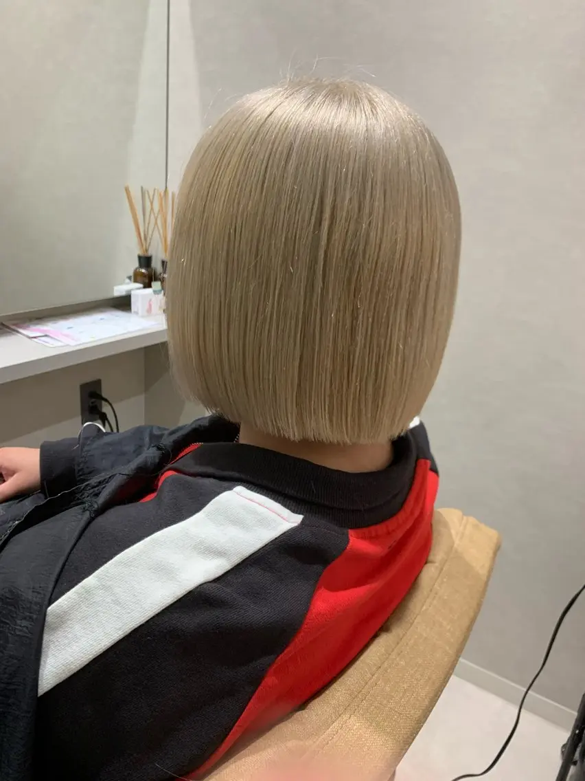 ショート ヘアカラー newiネウィ _naoのヘアスタイル