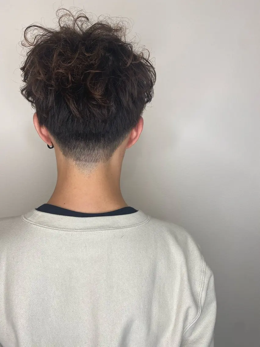ミディアム パーマ ミディアムパーマ カット パーマ トリートメント ヘアセット Hiroshi ヒロシのヘアスタイル