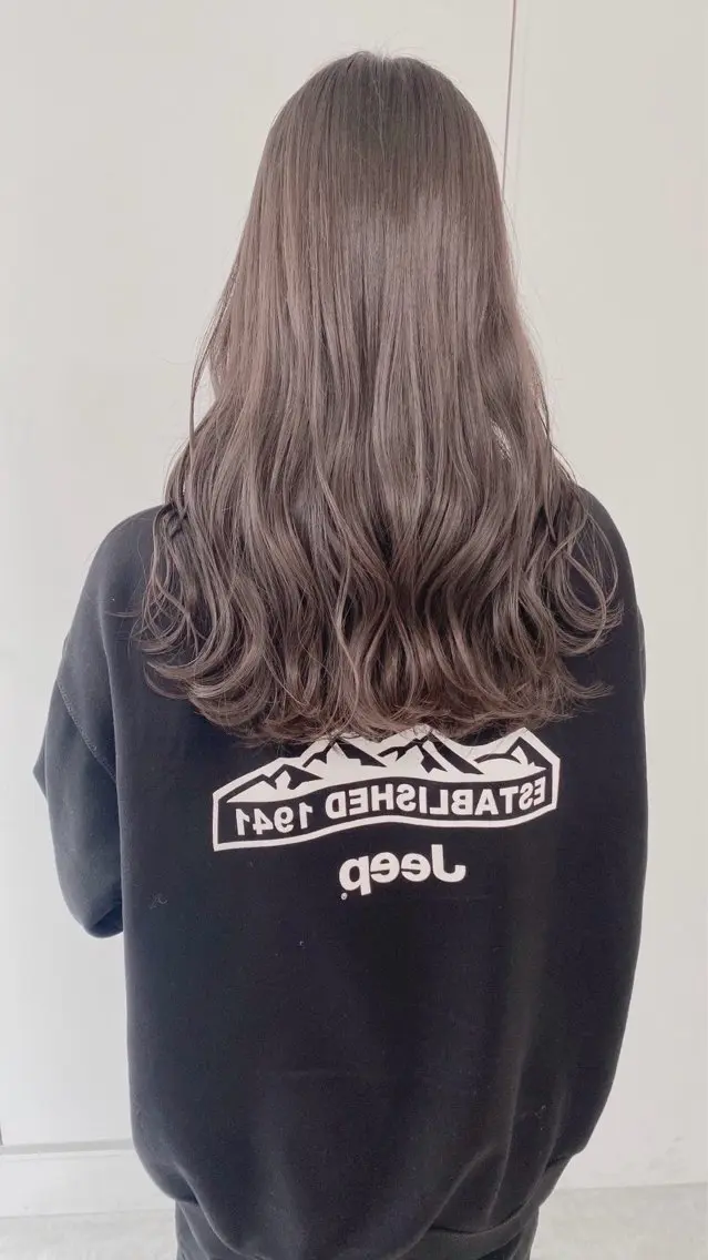 セミロング カラー ヘアカラー トリートメント ヘッドスパ ヘアセット 透明感/グレージュ/ ミルクティー/ユウトのヘアスタイル