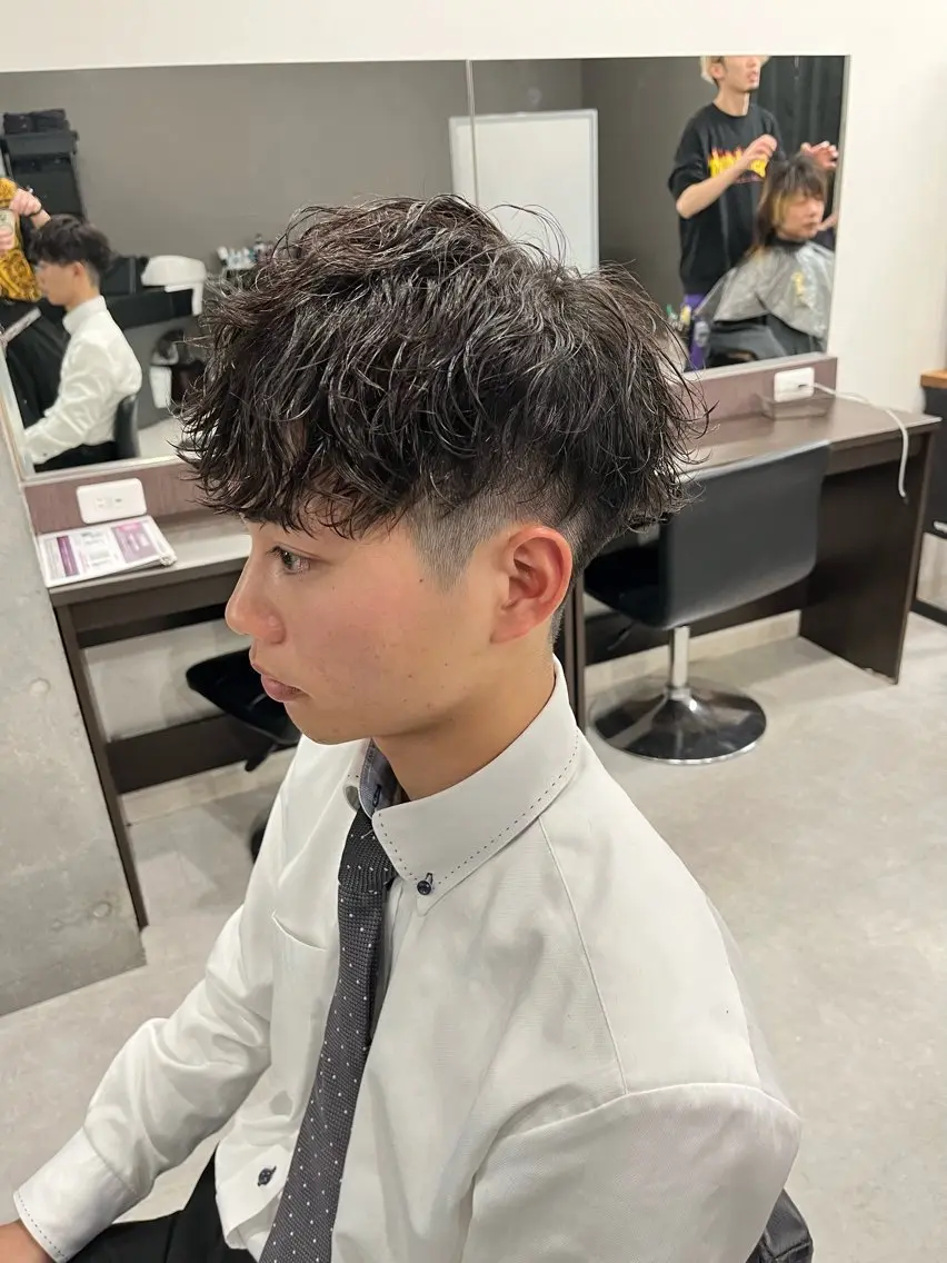 ショート パーマ メンズ メンズパーマ スペインカール メンズ特化/パーマ /フェード/洋輔のヘアスタイル