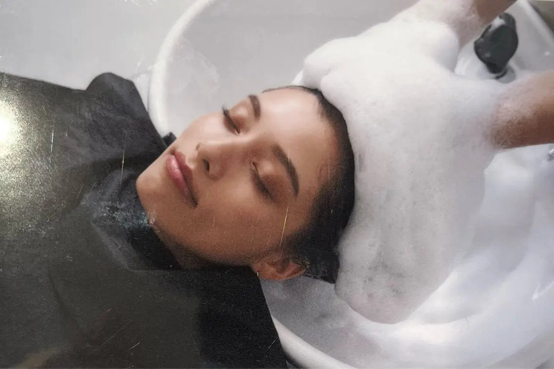 🌴話題の🌴　　marbbの極上泡シャンスパ×似合わせカット　✨✨ホームケア✨頭皮用炭酸クレンジング付き✨✨の写真