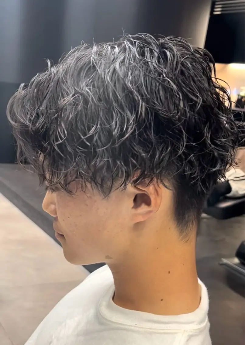 ショート パーマ メンズ カット パーマ 🦩パーマン🦩佐藤 航太のヘアスタイル