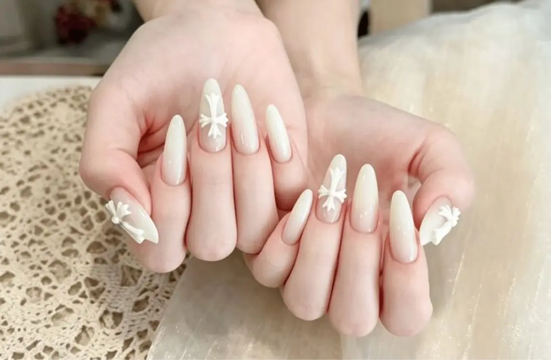 ネイル ハンドネイル Dione Nail きよみのネイルデザイン
