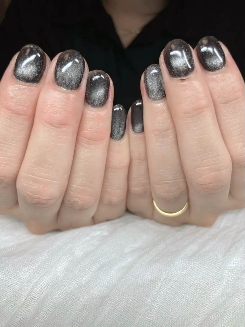 ネイル マグネットネイル ワンカラーネイル シンプルネイル cheminee kaoriのネイルデザイン