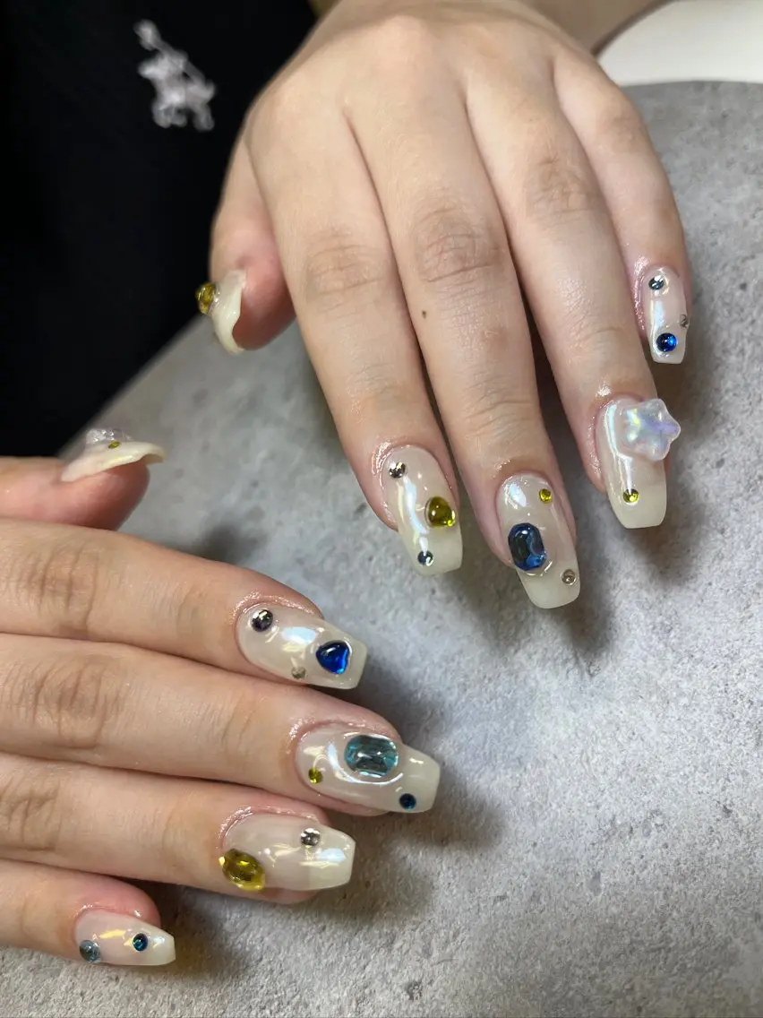ネイル L-iara SHURIのネイルデザイン