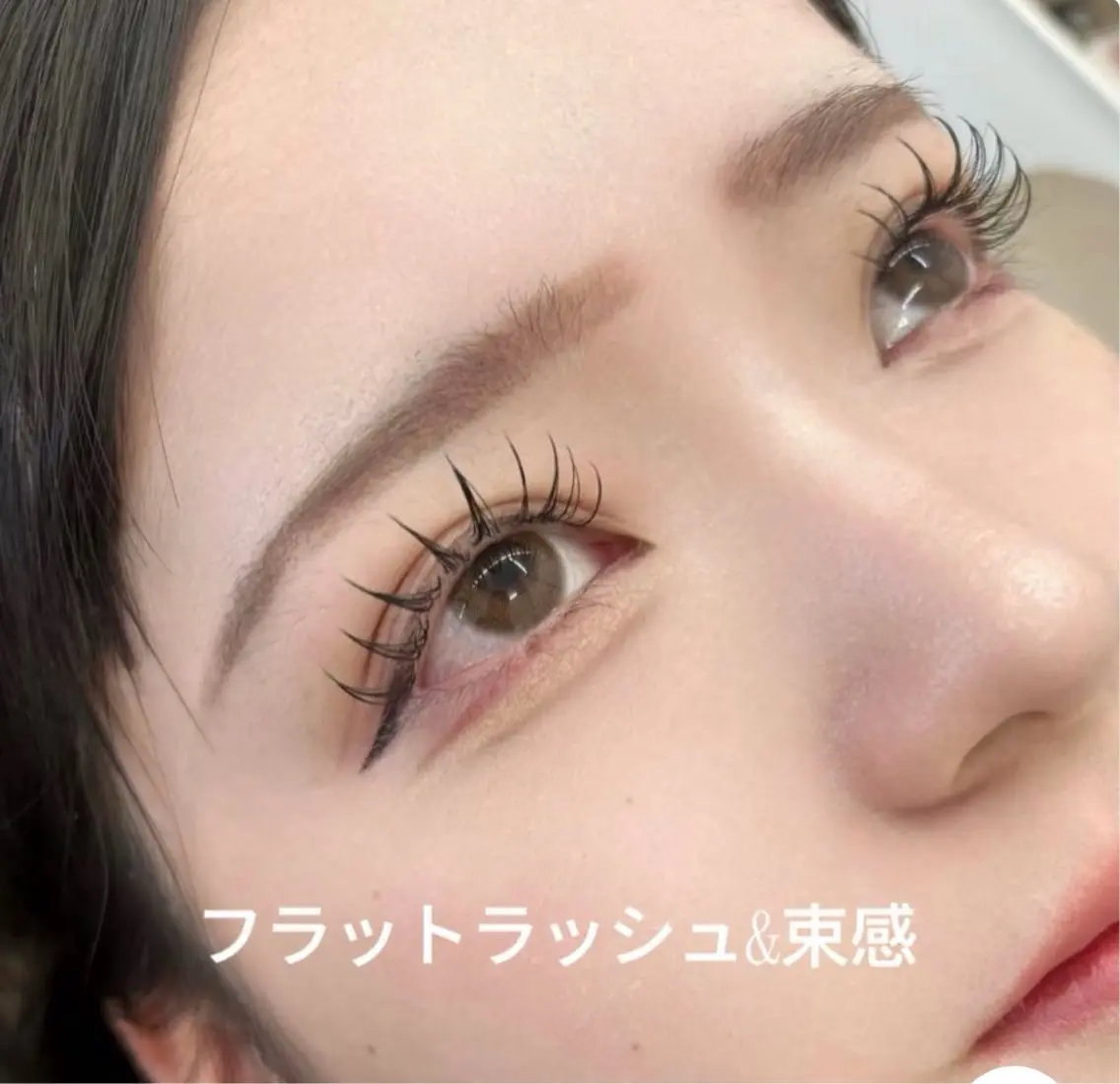 フラットラッシュ140本(オフ込み)コーティング付き🎀🎀🎀LED高級➕500円の写真