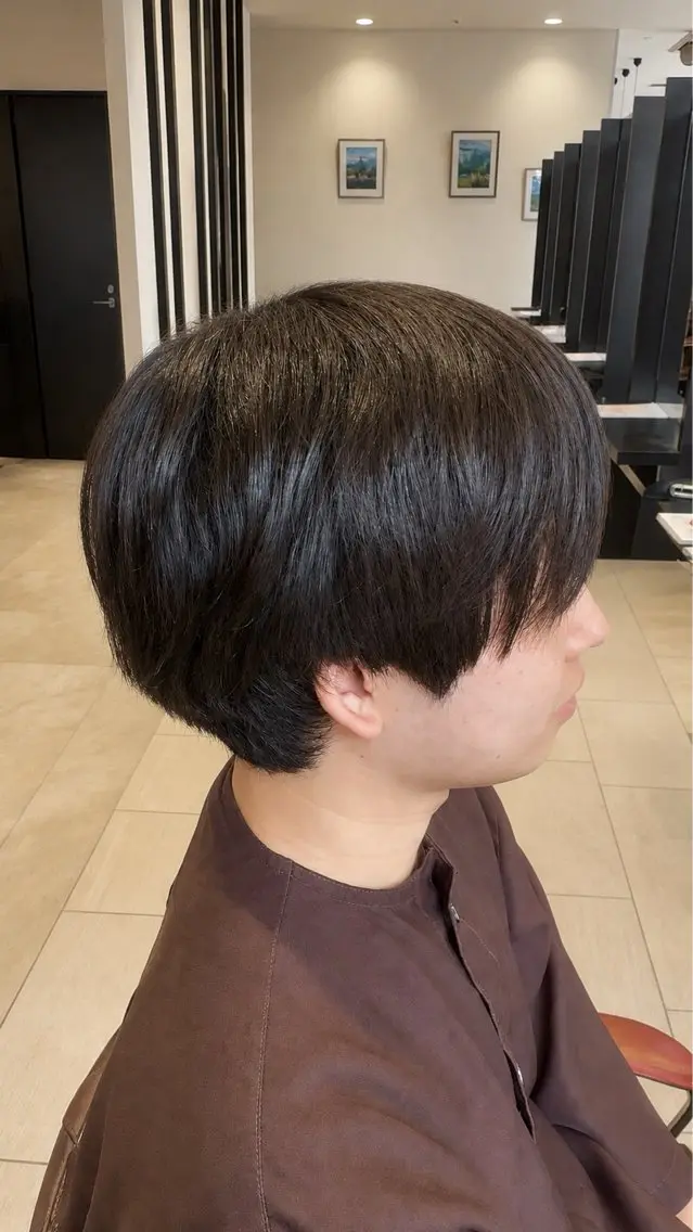 ショート パーマ メンズ メンズパーマ くせ毛 卒業式のヘアスタイル 伸ばしかけ 縮毛矯正 カット 縮毛矯正 トリートメント ナチュラル縮毛矯正 /美髪矯正/rikuのヘアスタイル