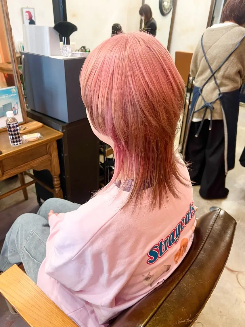ミディアム カラー ベージュカラー ピンクカラー 🩵小野 えりか🩷のヘアスタイル
