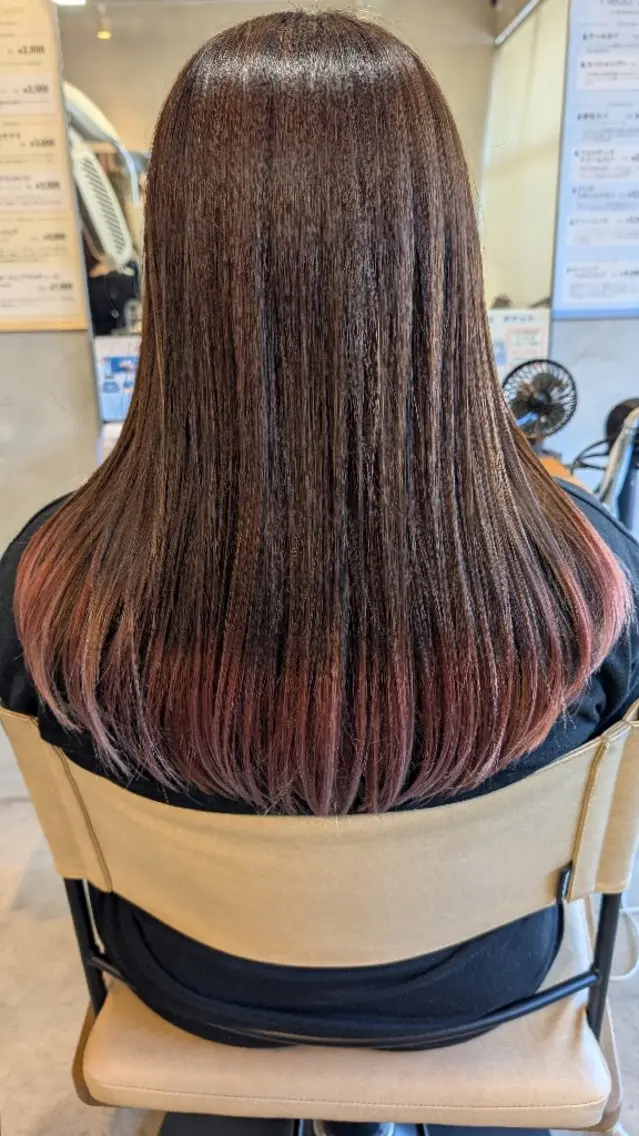カラー ブリーチ ブラウンカラー ピンクカラー 【女性限定】 しおりのヘアスタイル