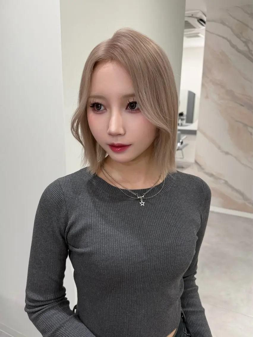 ケアブリーチ＋ケアカラー＋4stepトリートメントの写真