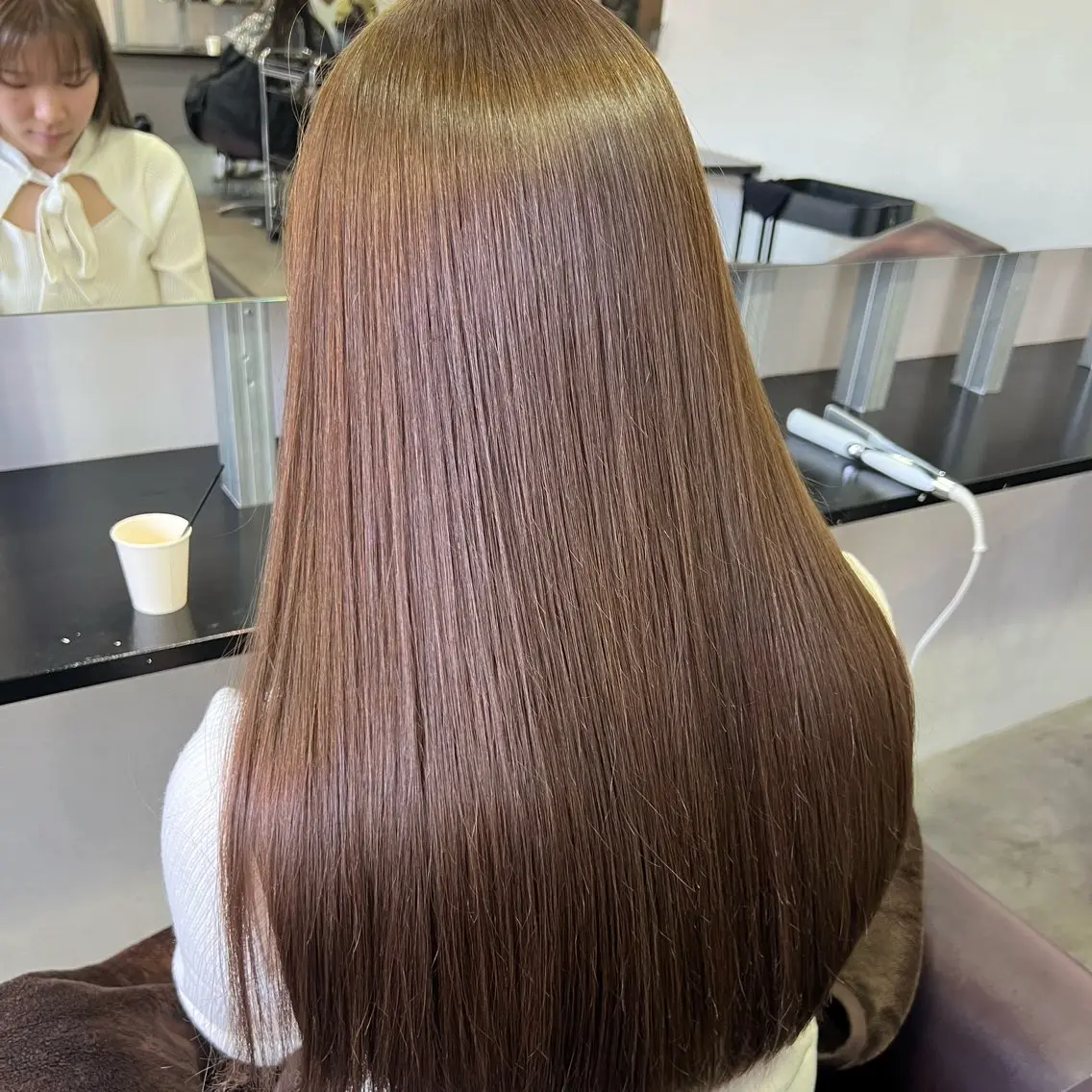 《新規様限定》🩶透明感艶カラー➕カット➕髪質改善酸熱トリートメントの写真
