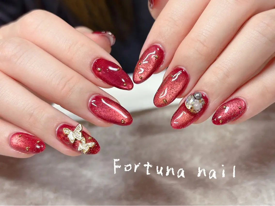 ネイル Nail •Head スパFortunaのネイルデザイン