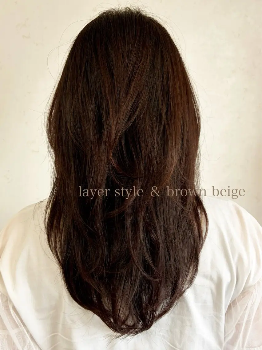 ロング カラー ベージュカラー ブラウンカラー ブラウンベージュ 顔周りカット レイヤーカット hair&eye サトウのヘアスタイル