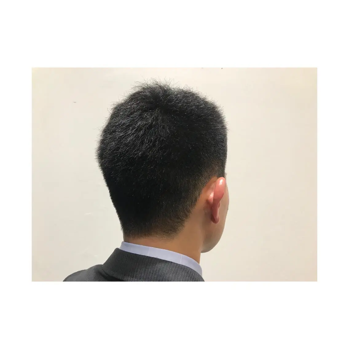 ショート メンズ くるくるパーマ aikoのヘアスタイル