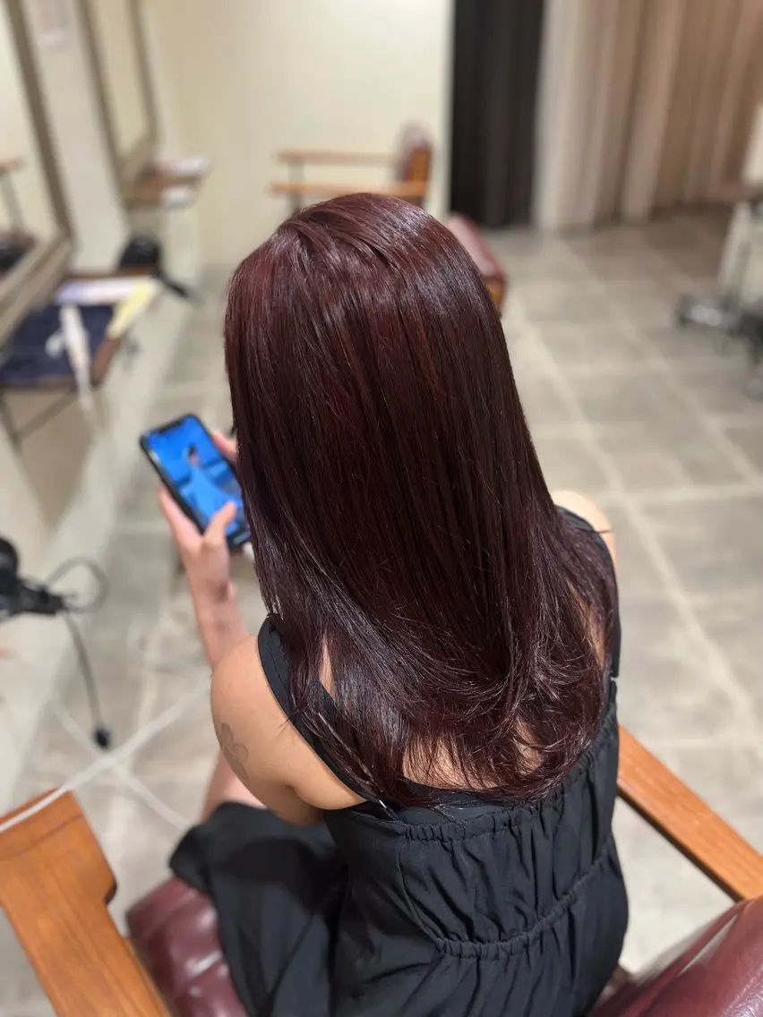 カラー ブラウンカラー カシス 岡本 かのんのヘアスタイル