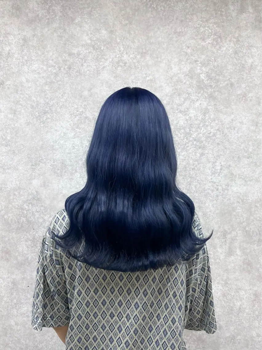 ロング カラー ブルーカラー カット ヘアカラー トリートメント 村田梨乃/ minim hairのヘアスタイル