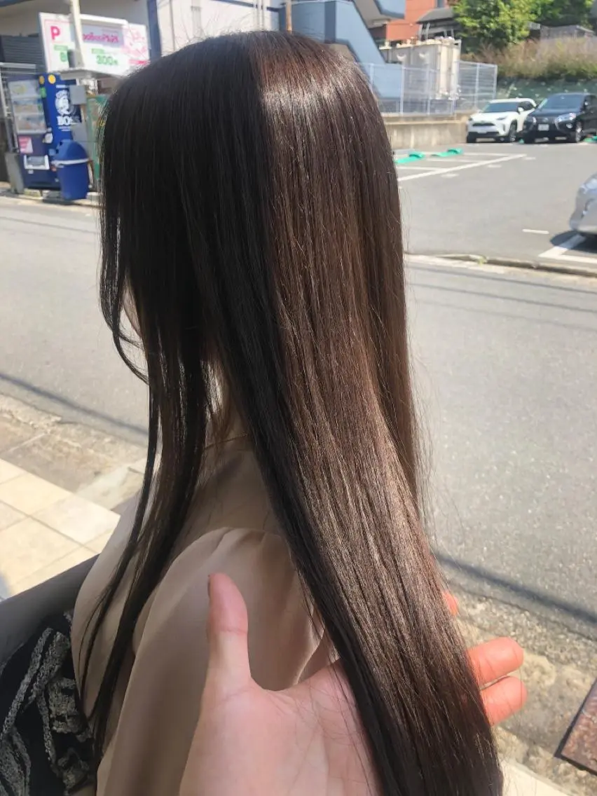 カット＋カラー(ロング料金別途)＋トリートメント(所要時間2時間)の写真