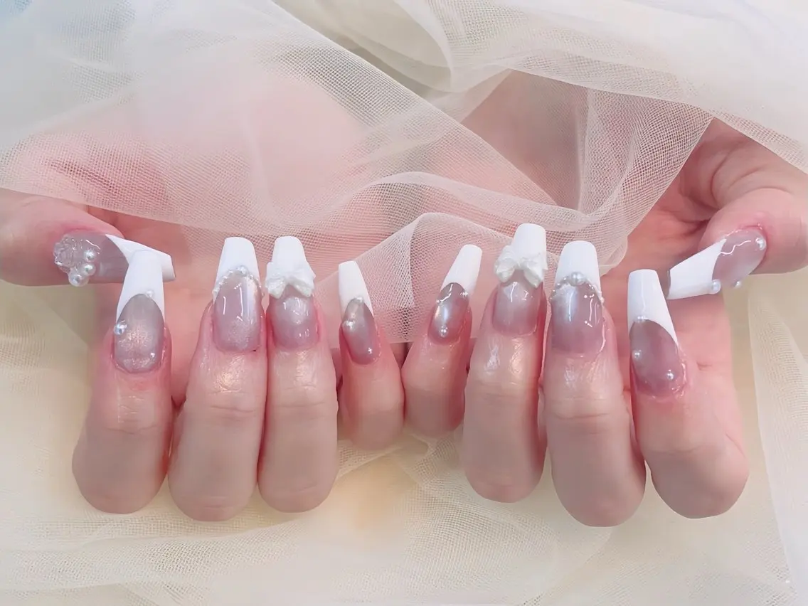 ネイル べっ甲ネイル チークネイル フラッシュネイル フラワーネイル フットネイル ハンドネイル Rin Nail Shinokuboのネイルデザイン