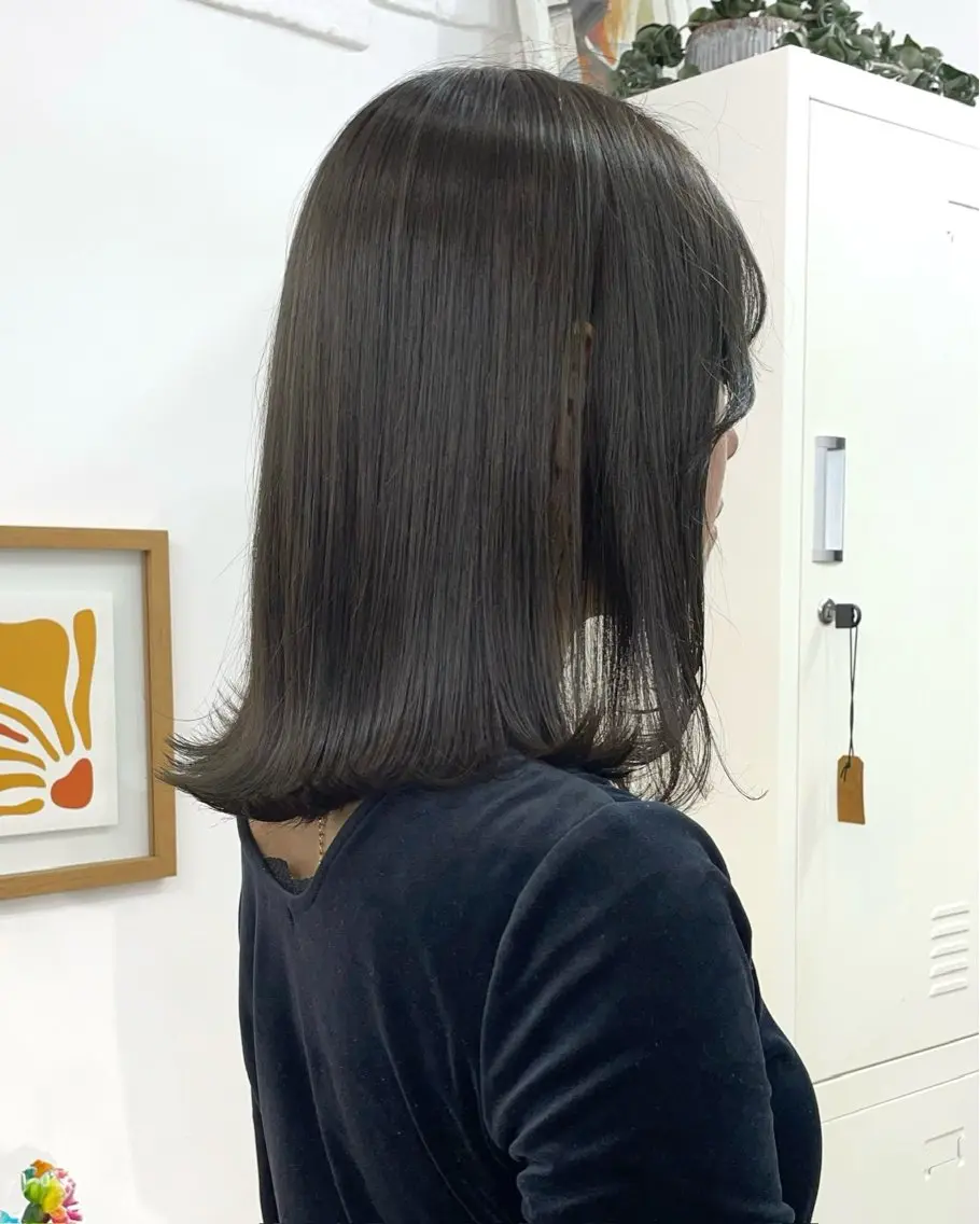 ミディアム カラー ブリーチ 透明感カラー ダブルカラー グレージュ ブリーチなしカラー ヘアカラー トリートメント ✨髪質改善✨原宿 えのもと　はなのヘアスタイル