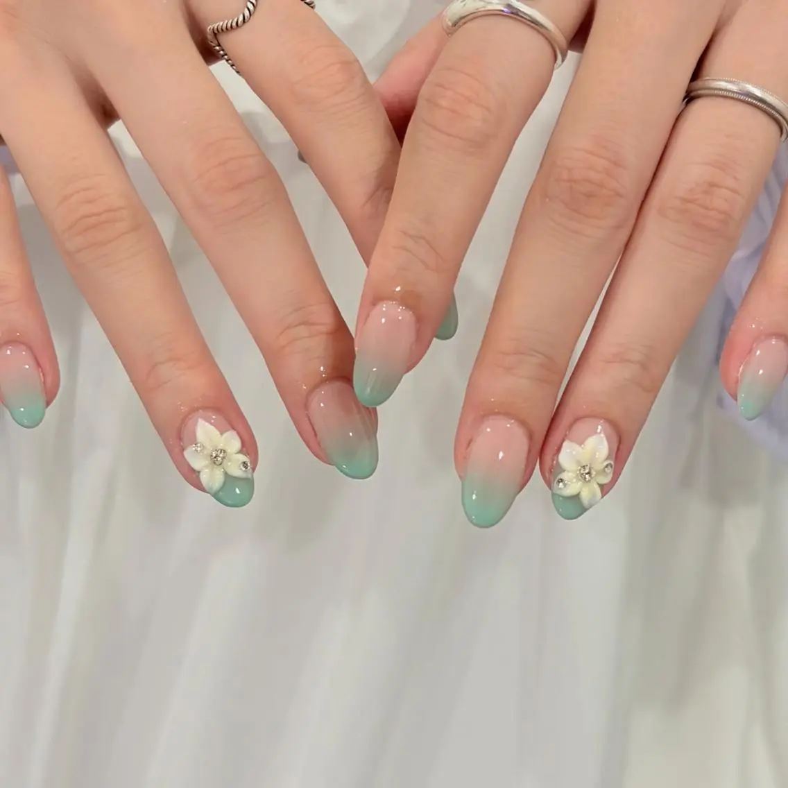 ネイル ハンドネイル Ugirl Nail Seikaのネイルデザイン