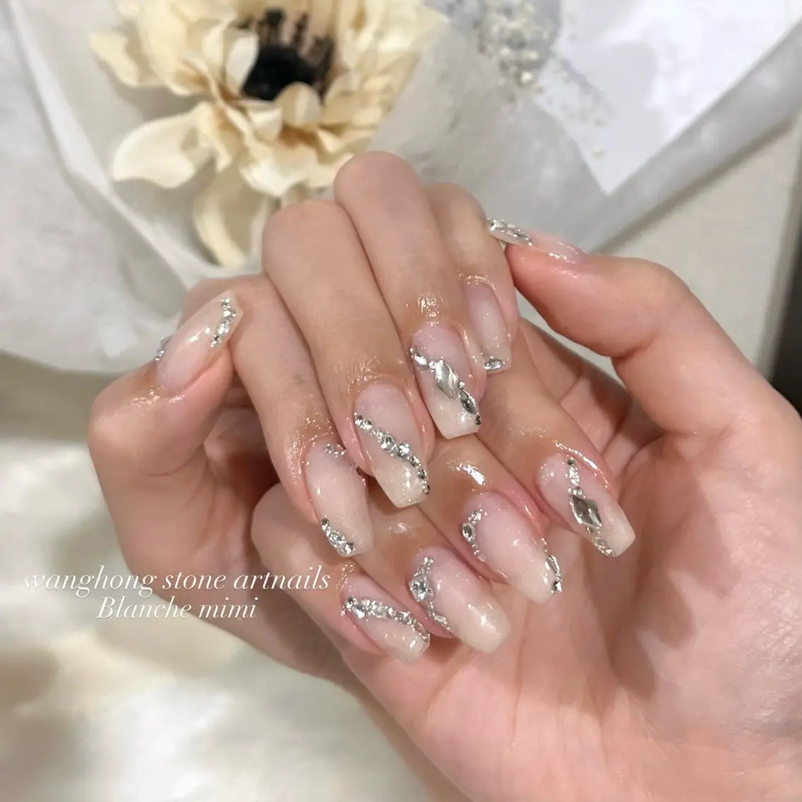 ネイル ハンドネイル Blanche mimi.u_aのネイルデザイン