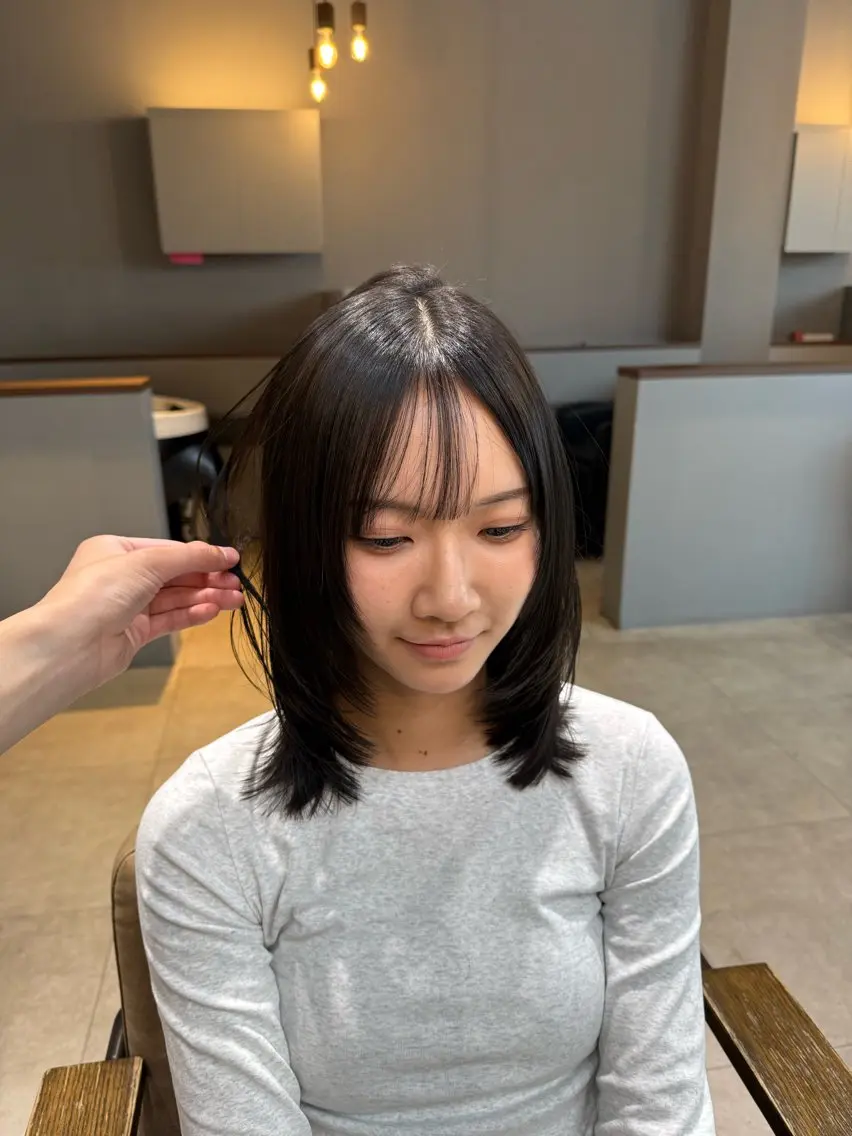 ミディアム カラー レイヤーカット カット ヘアカラー 富原崇太/高畑/中川 /透明感カラーのヘアスタイル
