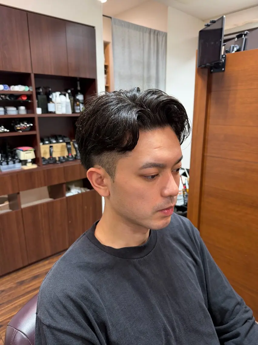 ショート メンズ 糸山 仁のヘアスタイル