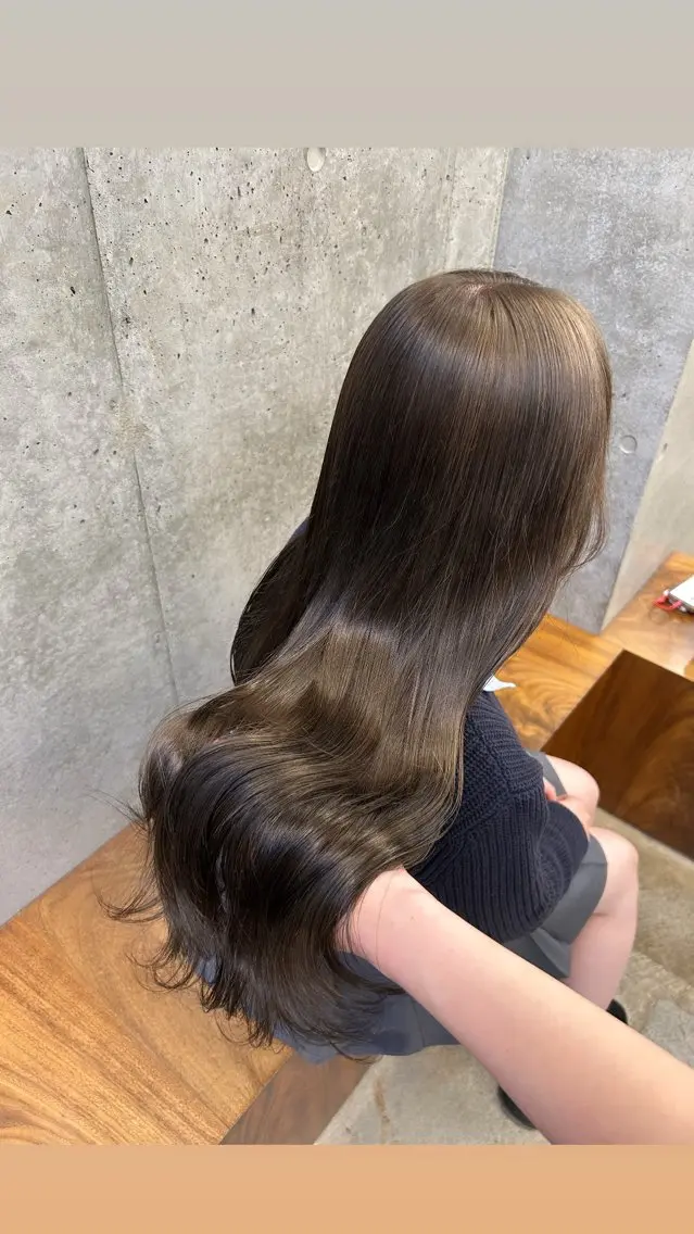 ♡🌻大人気🌻【カット➕透明感カラー➕外部補修トリートメント】♡の写真
