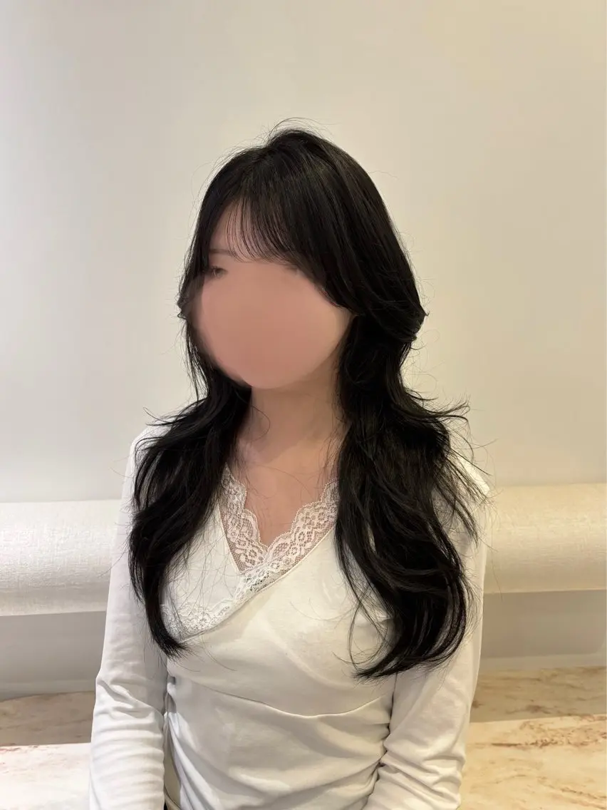 ロング レイヤーカット カット ヘアカラー 若松 心和のヘアスタイル