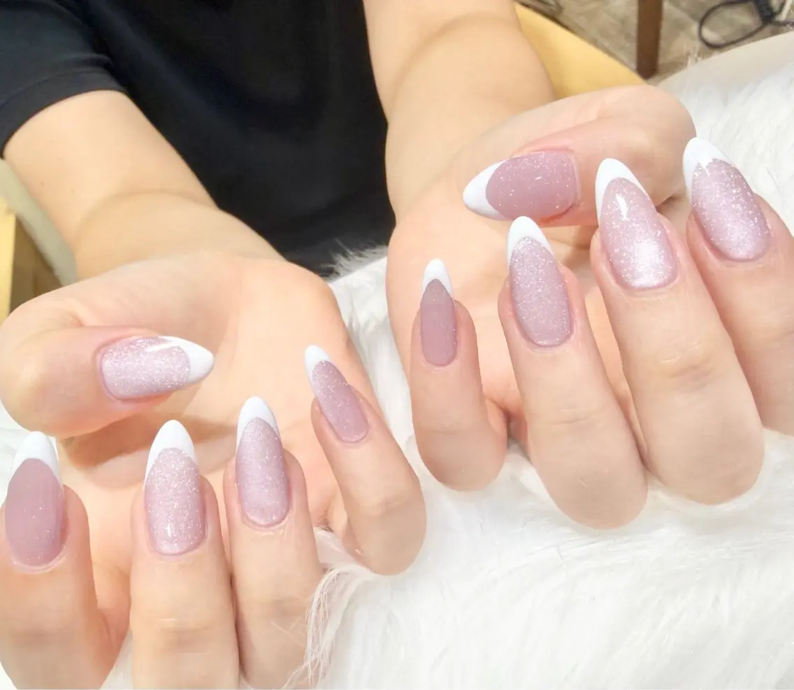 ネイル マグネットネイル ハンドネイル 🌺 HIRAOKAのネイルデザイン