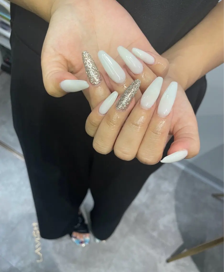 ネイル ハンドネイル LAVISH nanamiのネイルデザイン