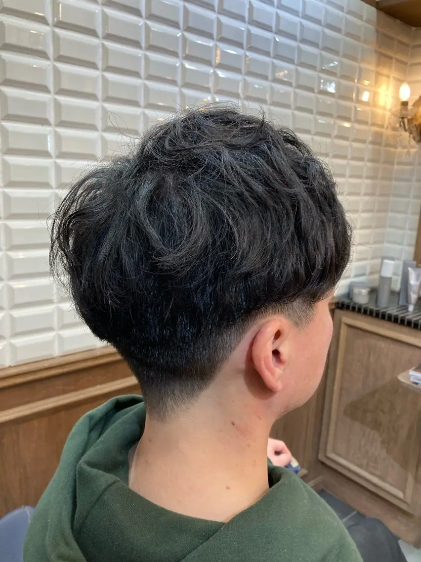 ショート メンズ メンズパーマ 刈り上げ ルピナス中田店長 山口大地のヘアスタイル