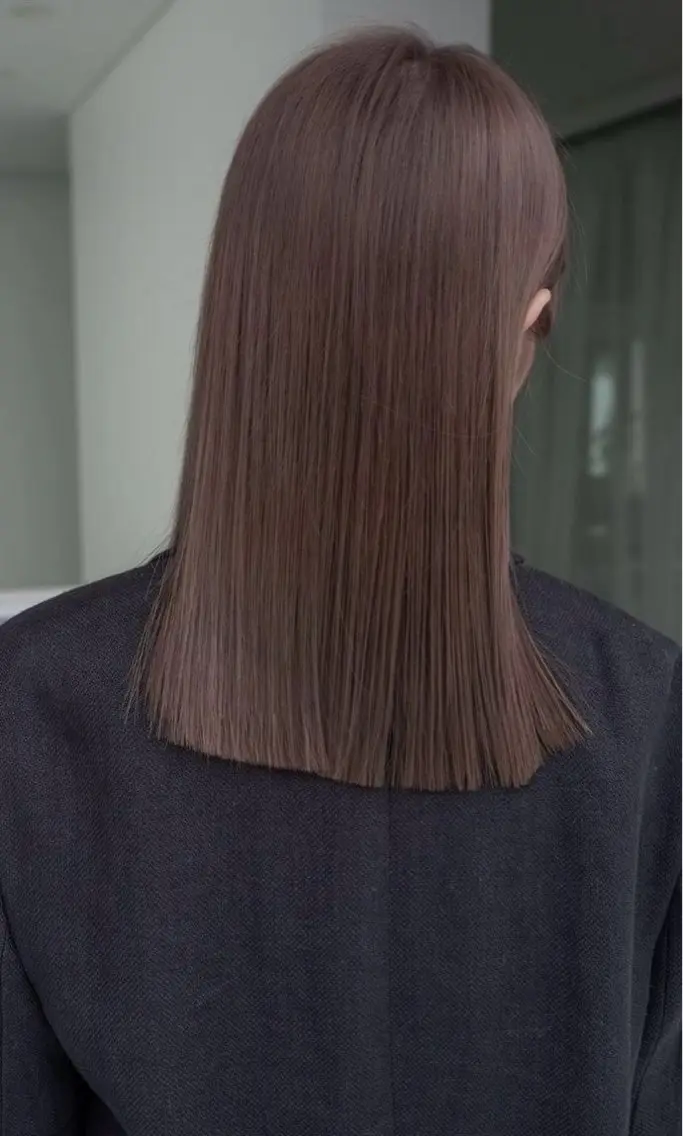 ミディアム ヘアカラー トリートメント 下川 結月のヘアスタイル